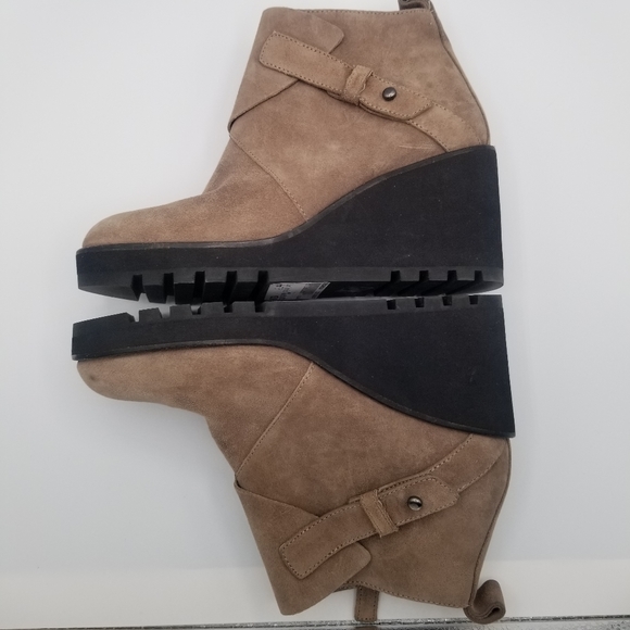 EILEEN FISHER Tinker Wedge Boot - Picture 4 of 10